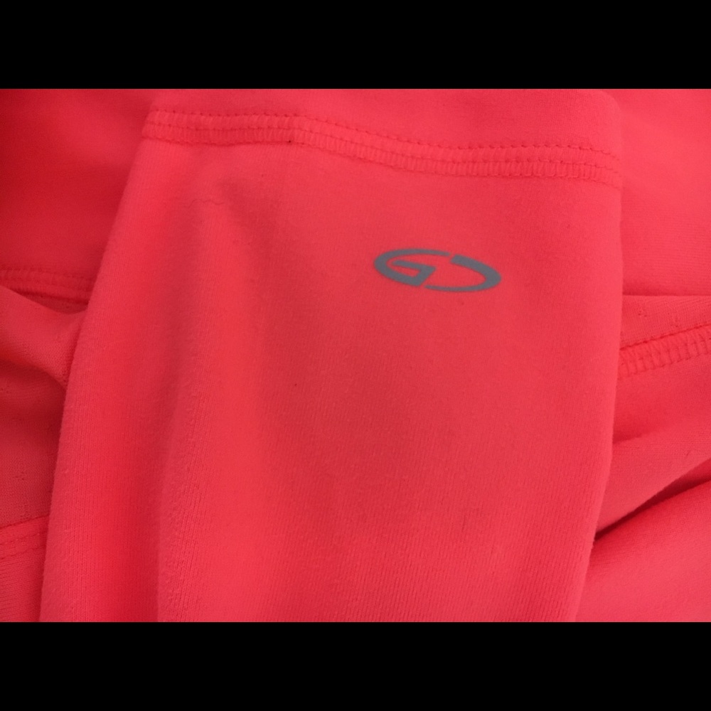 CHAMPION - Picture 6 of 7